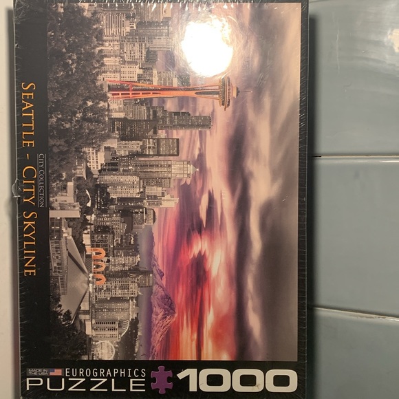 Seattle City Skyline 1000-Piece Puzzle - Picture 5 of 5